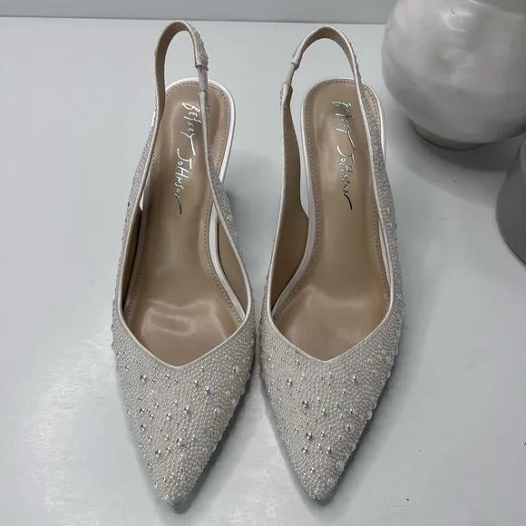 Blue by Betsey Johnson Clark Glass Beaded Pump White Women 6W