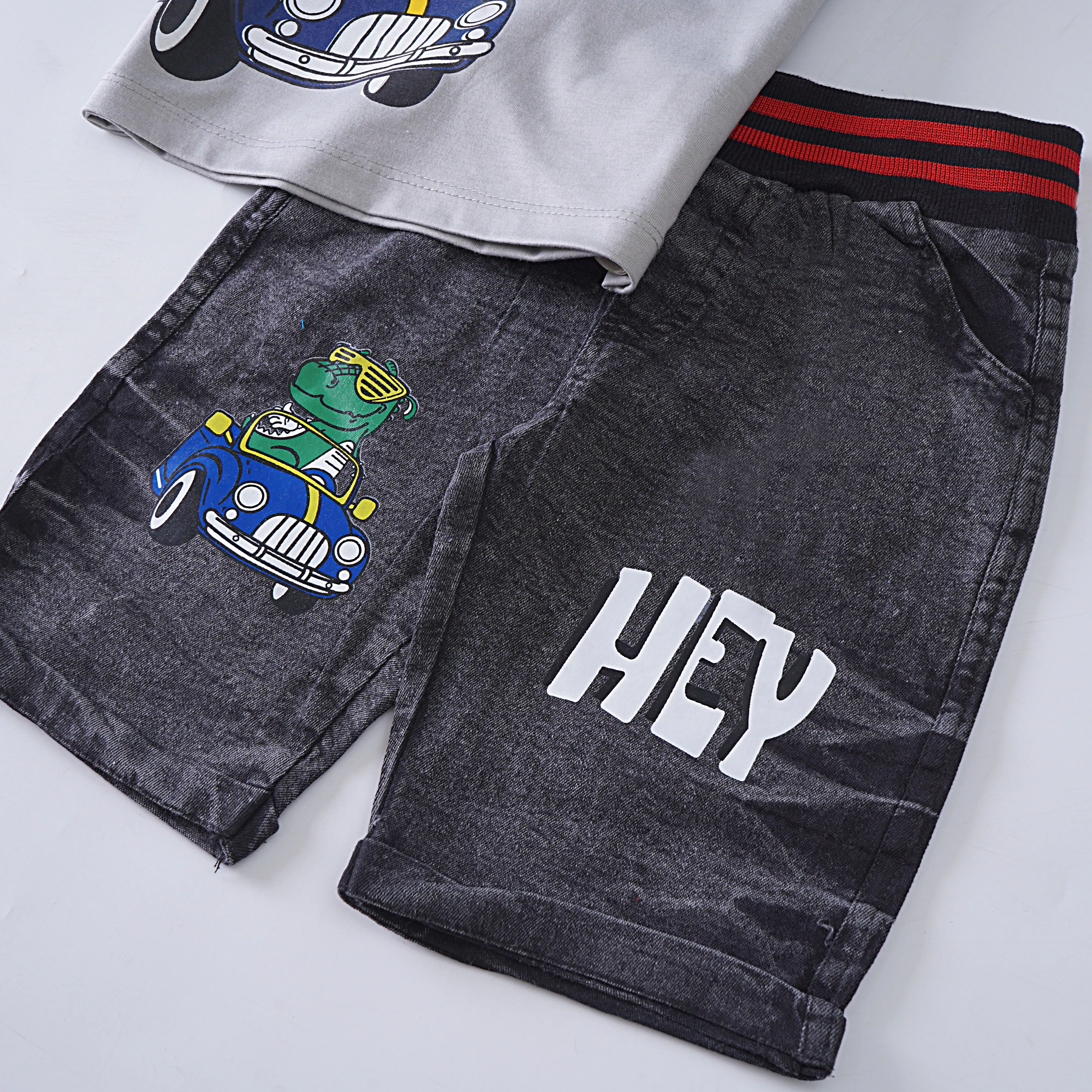 Boys Half Sleeves 2 Piece Suit (Hey)