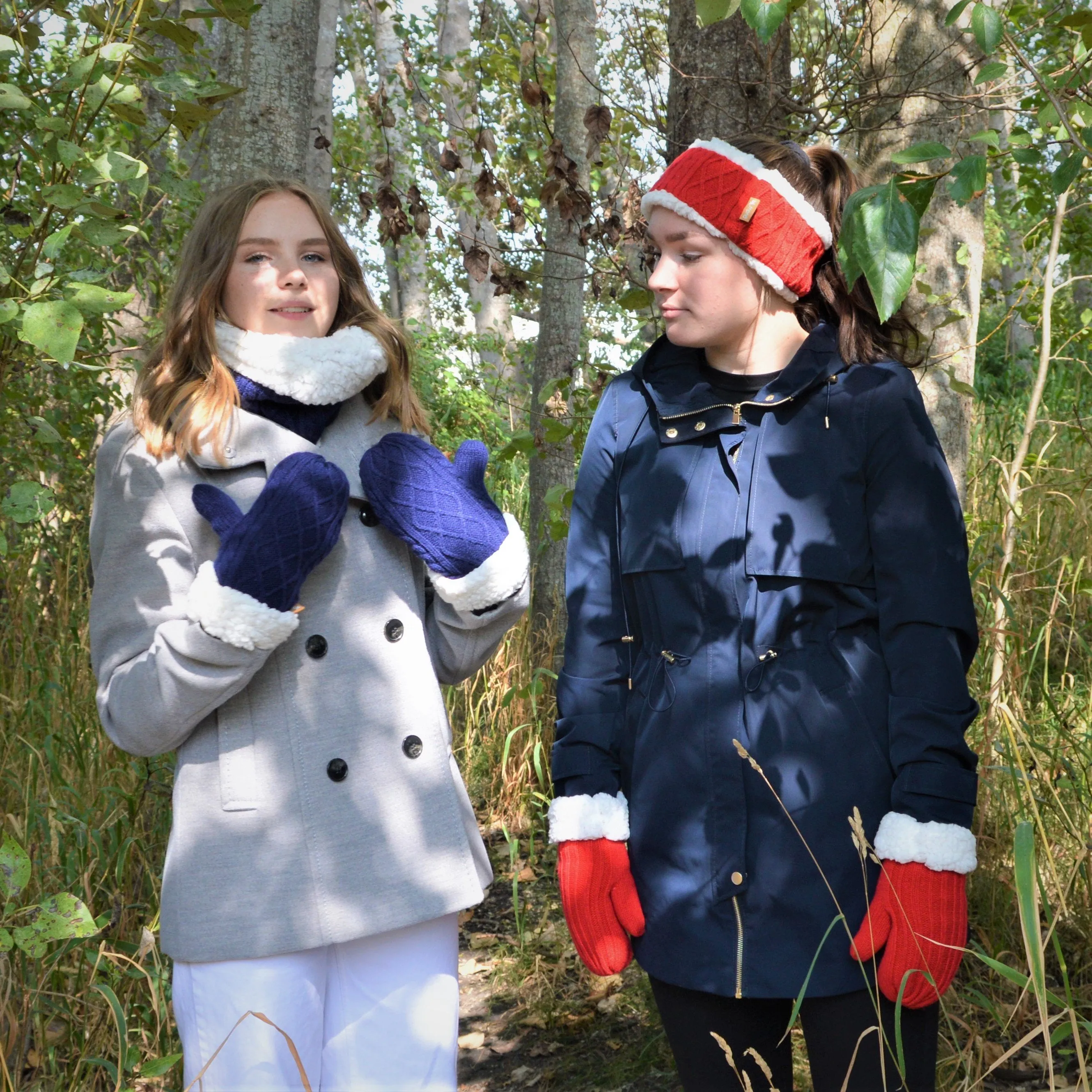 Cable Knit Snood Neck Warmer | Navy