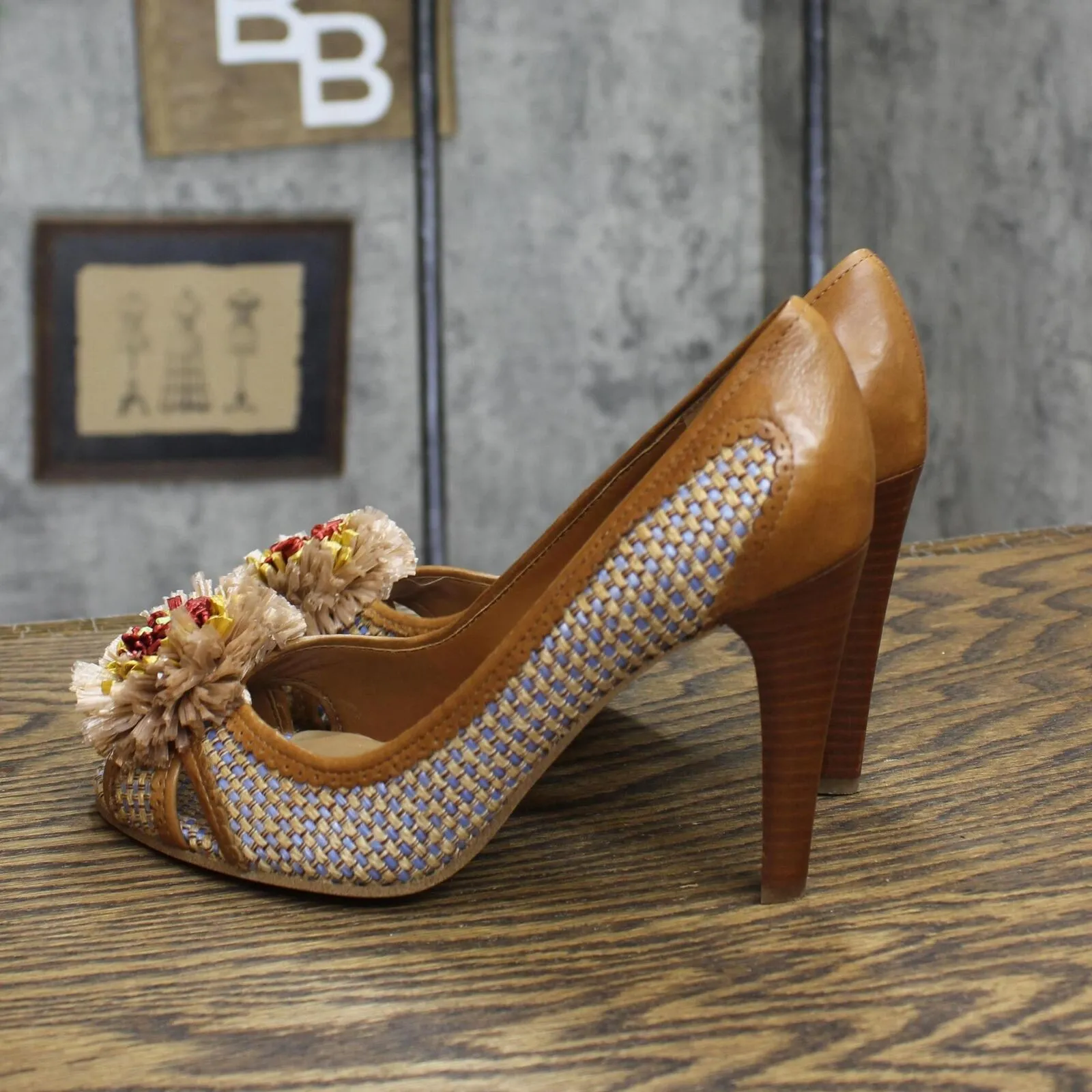 Enzo Angiolini Womens Vintage Cross Weave Paper Stiletto Heels Brown Multi 6.5M