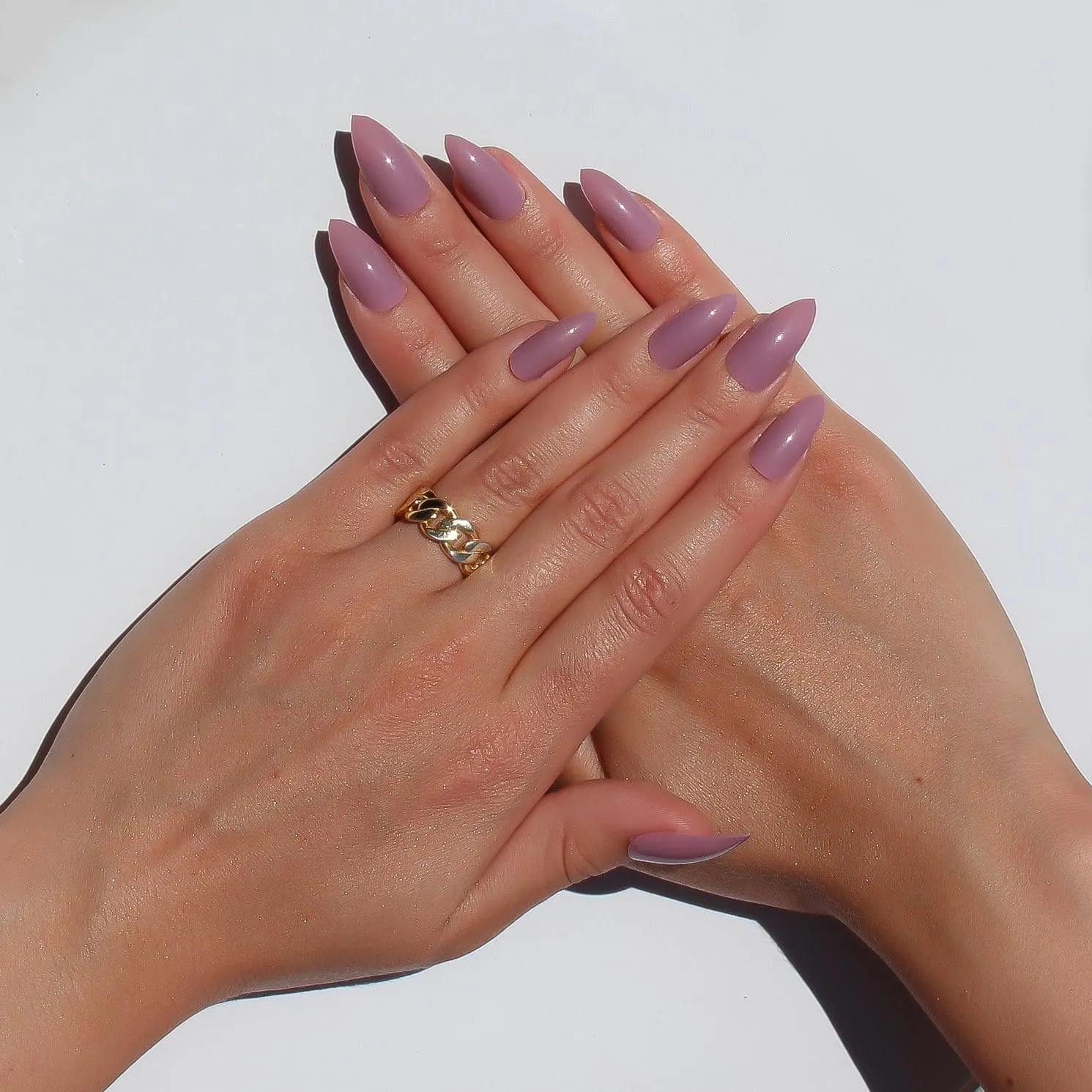 GET A MAUVE ON