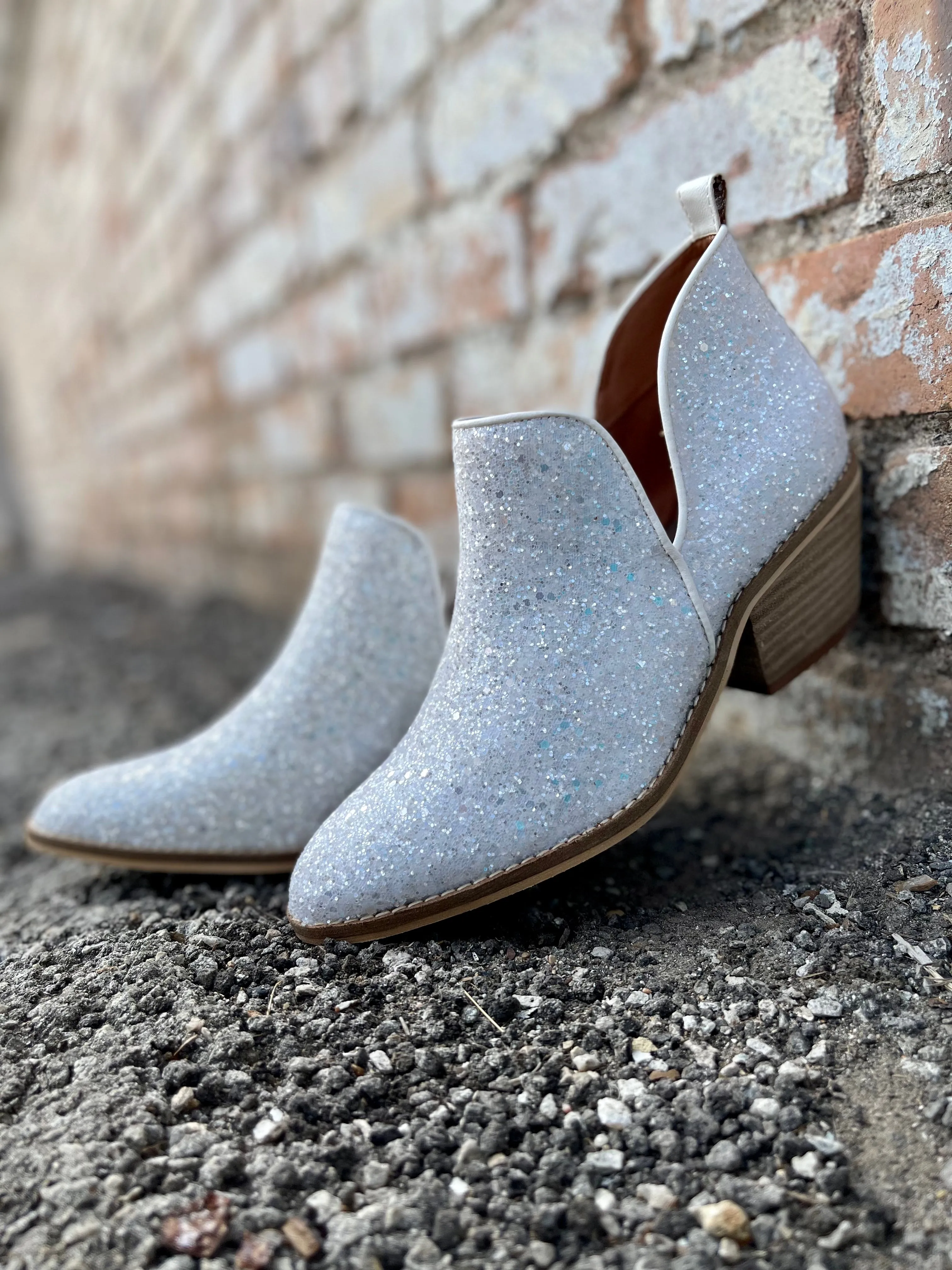 Glow Up Boot || White Sparkle