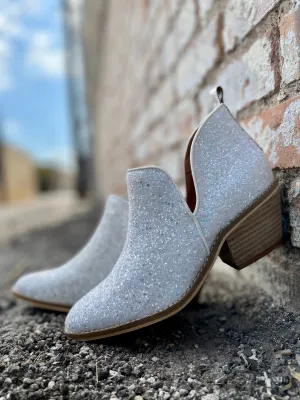 Glow Up Boot || White Sparkle
