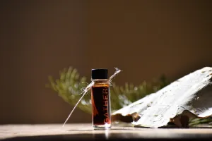 HEARTH - Natural Botanical Perfume - The Wood Stove