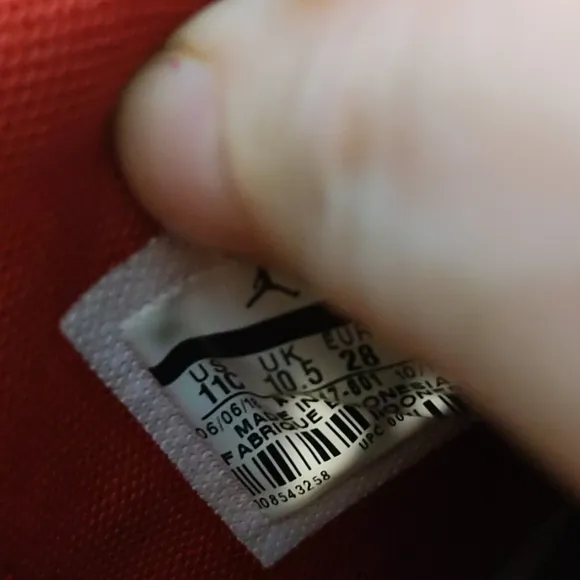 Jordan  red shoes 11