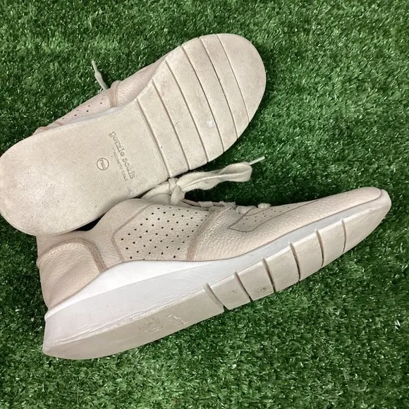 Kenneth Cole Gentle Souls Raina Lite Jogger 7.5