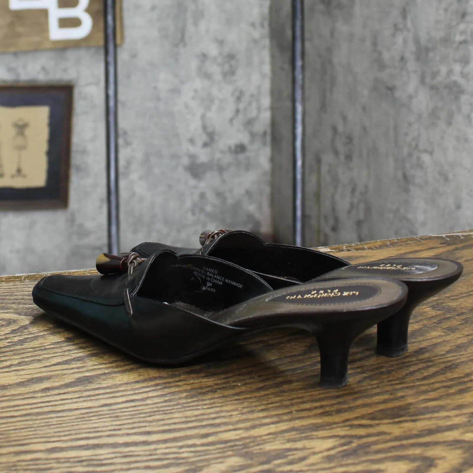 Liz Claiborne Womens Cameo Vintage Leather Tassel Pointed Toe Heels Black 6M