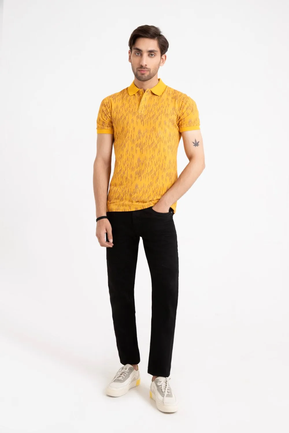Mustard Collar T-Shirt