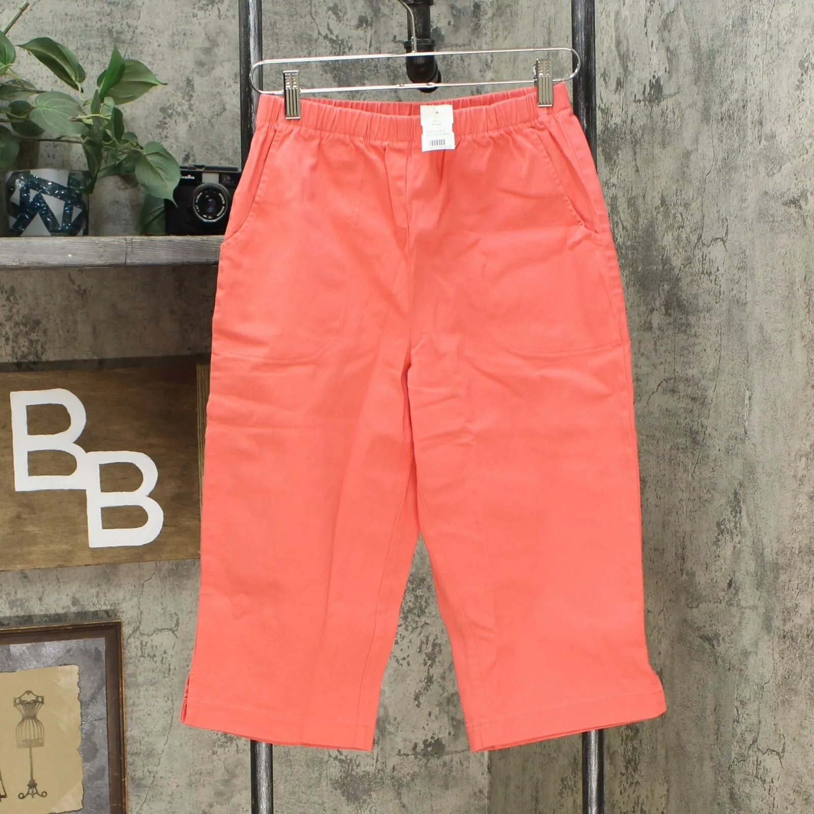 NWT Denim & Co. How Timeless Stretch Twill 2 Pocket Pedal Pushers. A70851 XS