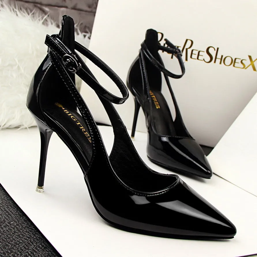 One word buckle Patent Leather Stiletto Heels