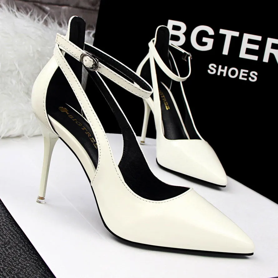 One word buckle Patent Leather Stiletto Heels