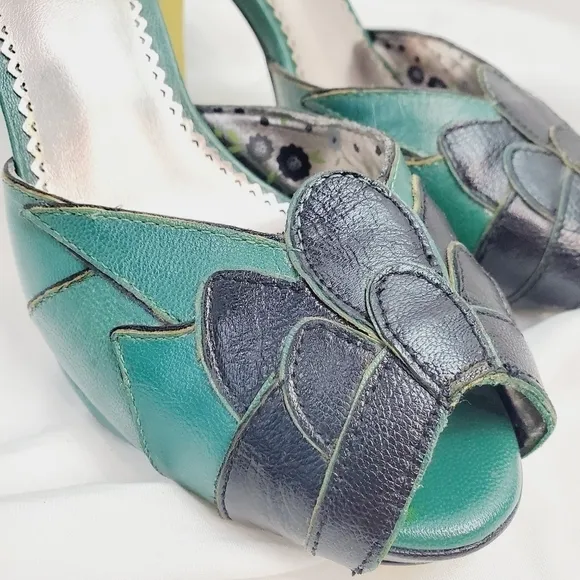 Poetic License Retro Leather Heel Stiletto Flower Green Black size.EU 39