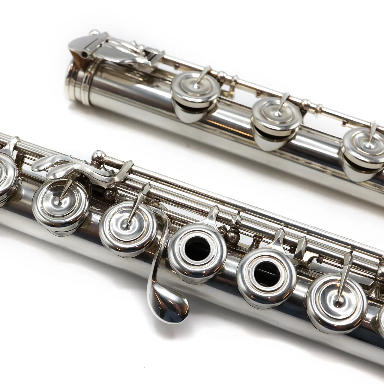 Powell Custom #4269 - Sterling silver, inline G, high G# facilitator, C# trill key, D# roller, B footjoint, no headjoint