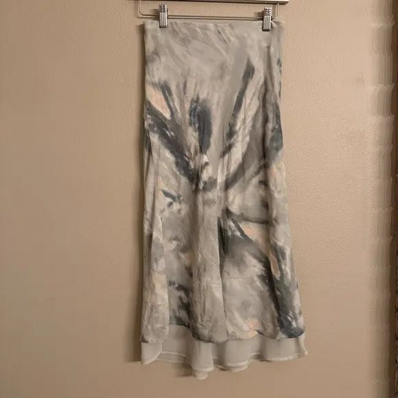 RAILS Anya‎ Watercolor Satin Midi Skirt