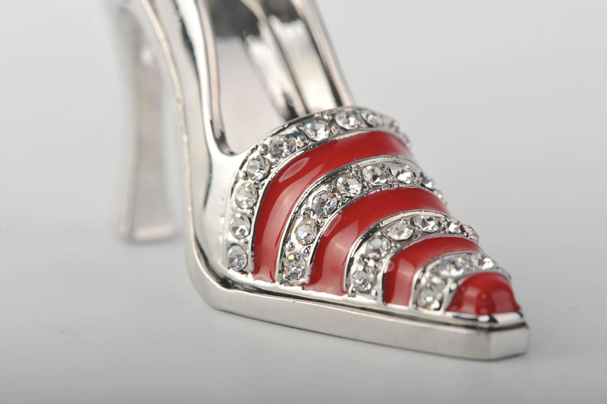 Red Silver Lady Trinket Shoe