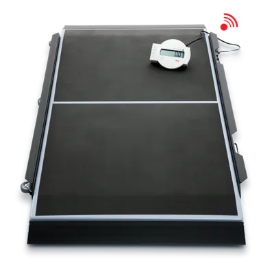 seca 657r - Class III high capacity digital platform scale for trolleys / stretchers with BMI. RS232 interface - ideal for Renal Units