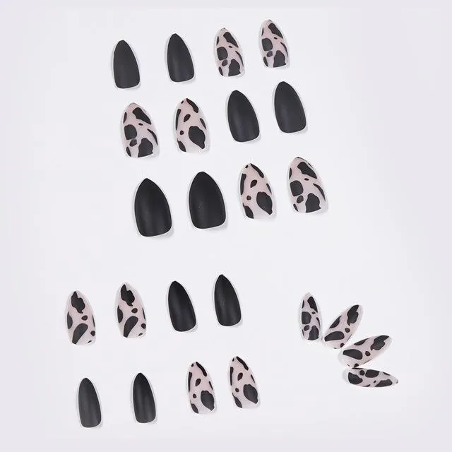 Stiletto Spotted Black