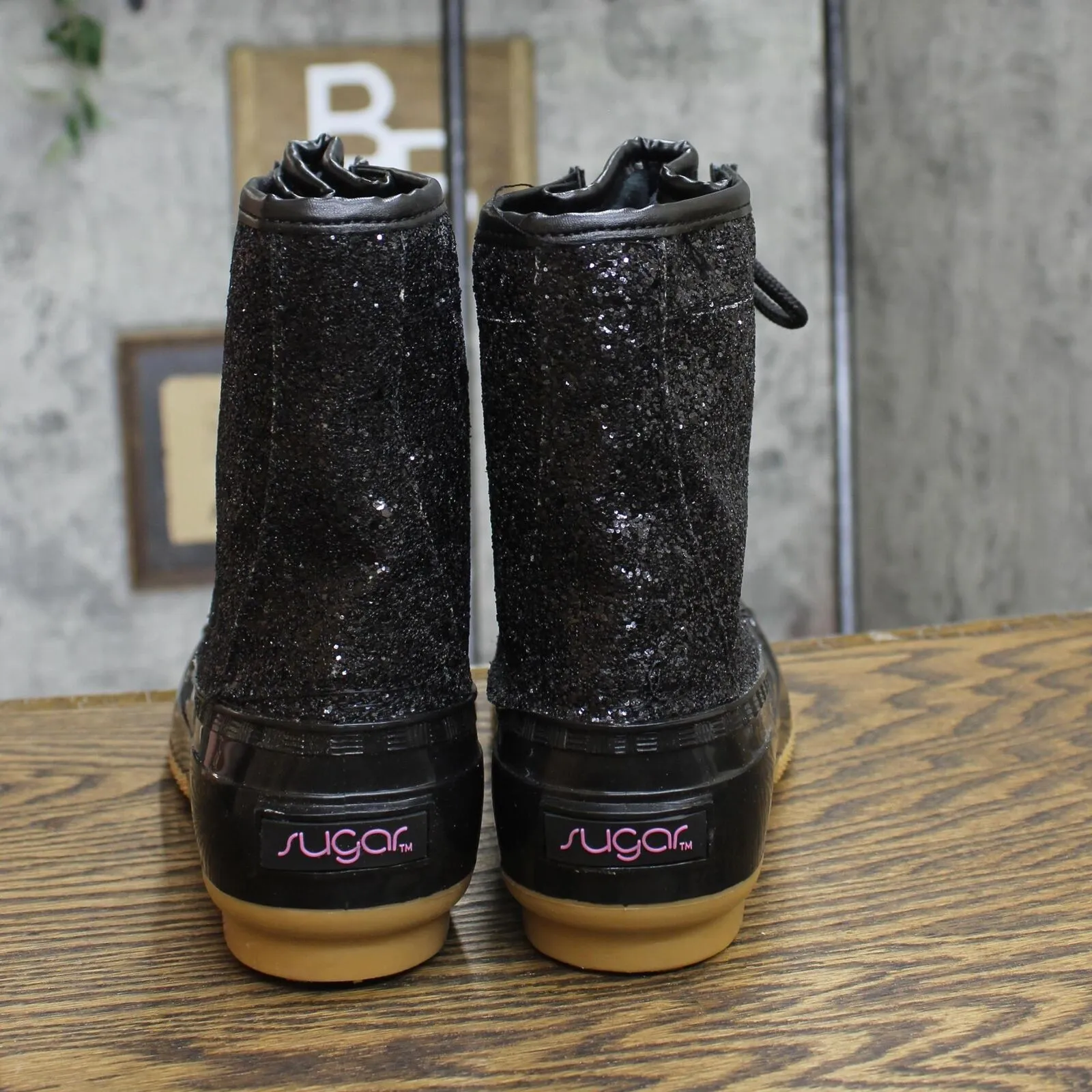 Sugar Women's Skylar Glitter Duck Boots Shoes SGR-SKYLAR 2 Black 9M