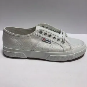 Superga Women’s 2750 Lamew, White Lace-Up Sneakers, Size 9.5M