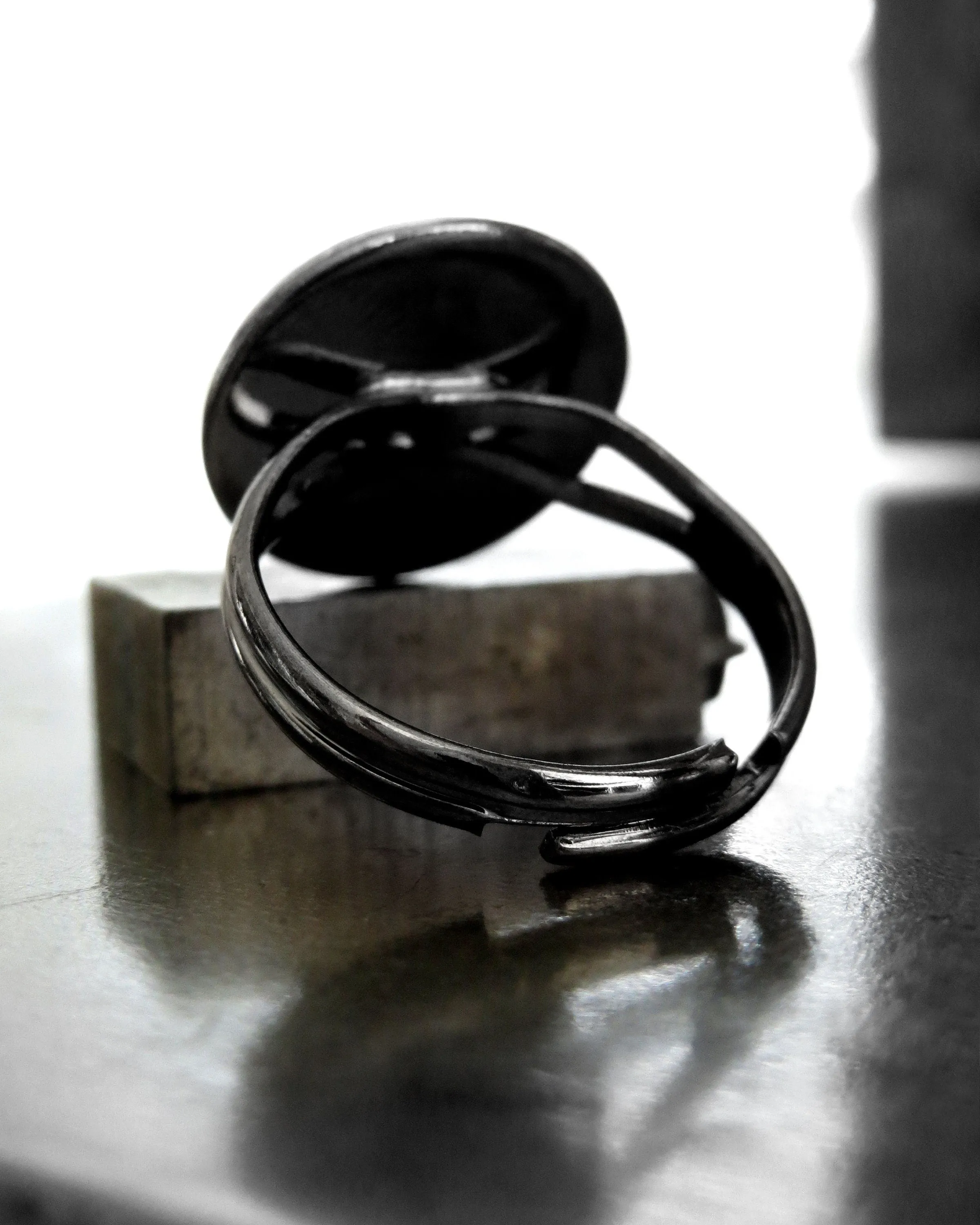 WITCHING HOUR - Gothic Purple Ring w Vintage 'Amethyst' Crystal