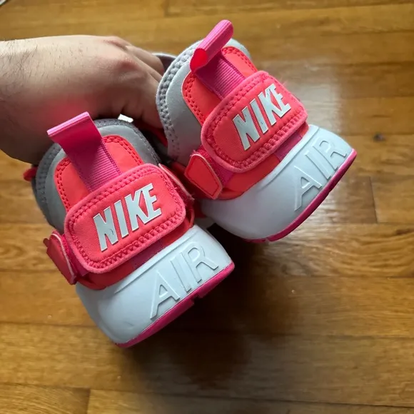 Womens Rare Nike Huarache Shoes