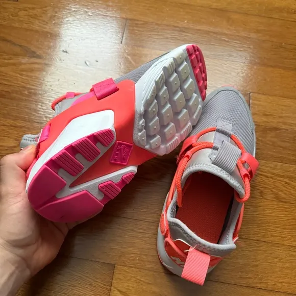 Womens Rare Nike Huarache Shoes